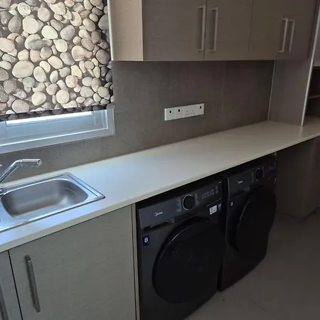 Luxury Townhouse Minutes From And Center Сasa de vacaciones *